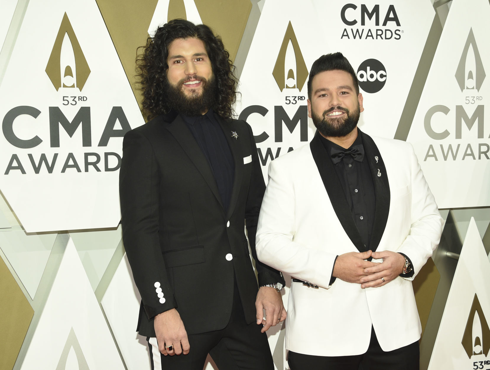 53rd Annual CMA Awards - Arrivals